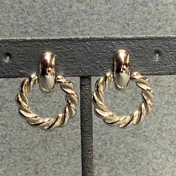 Monet Hoop Knocker Earrings Pierced Silver Twisted Shiny Texture Retro Vintage - Picture 1 of 4